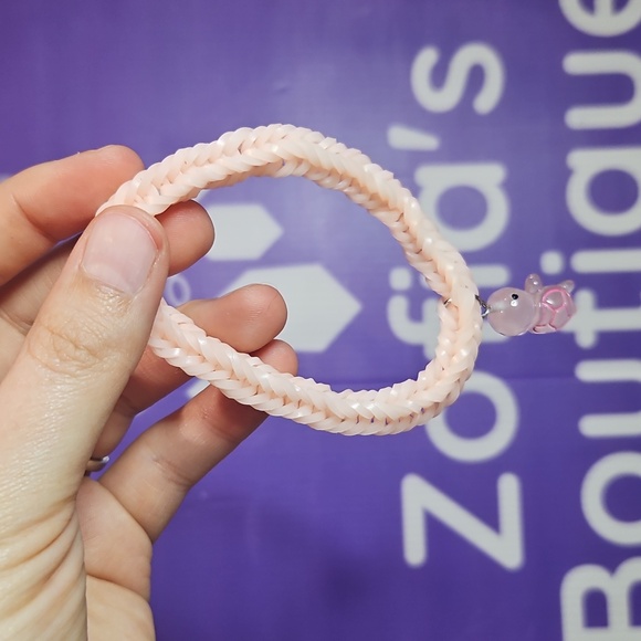 9yr old Zofia's handmade bracelets - Picture 11 of 16